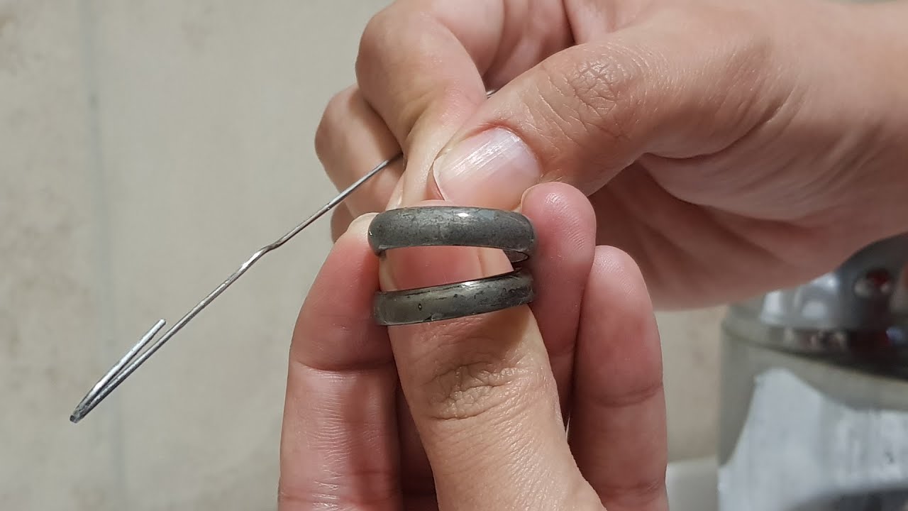 mi anillo de plata se puso color cobre